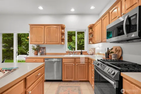 $595,000 | 14 Rocky Ridge Drive, Bellingham, WA 98229