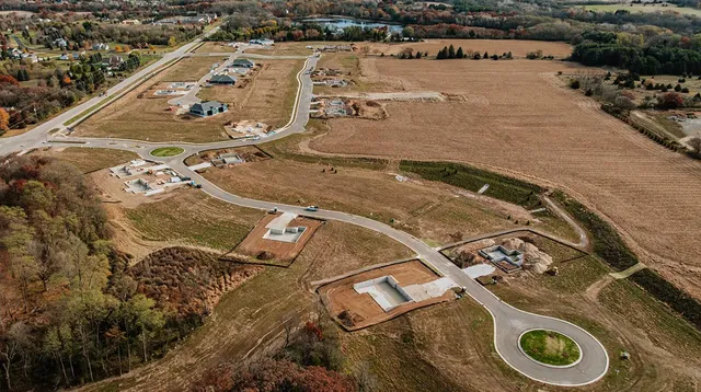 $131,990 | Lt2 West Lt2 W Talbots Woods Drive, Oconomowoc, WI 53066