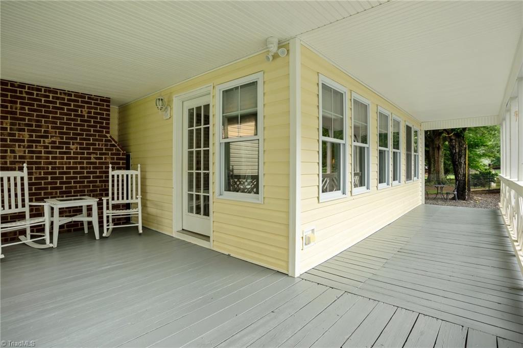 8040 Lasater Road Clemmons, NC 27012 - Photo 9 of 50