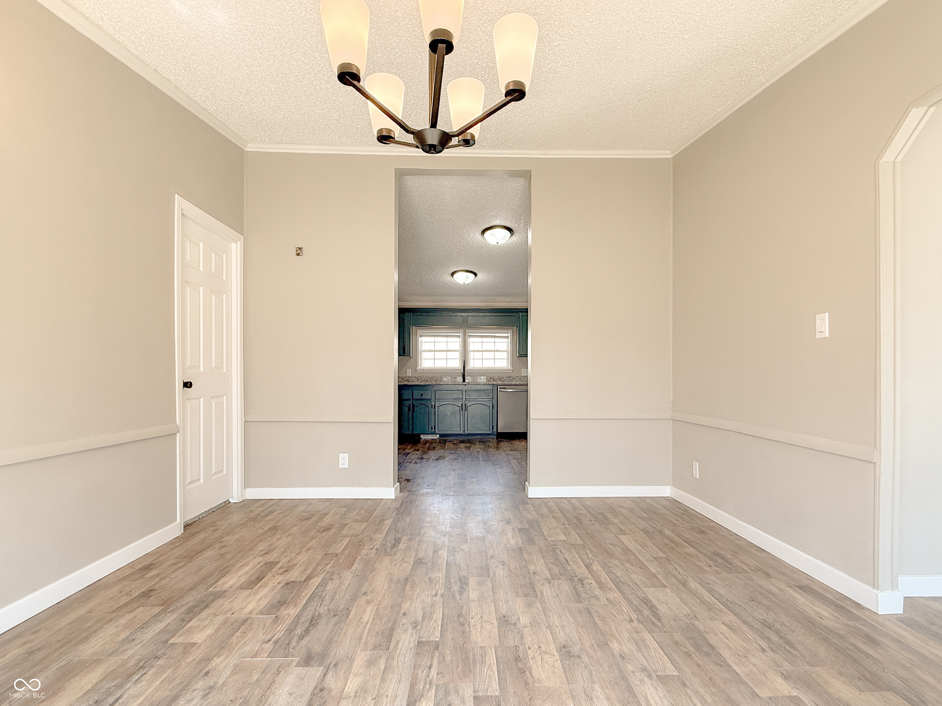 747 Patterson Road Columbus, IN 47203 - Photo 24 of 42 Gallery Image 24