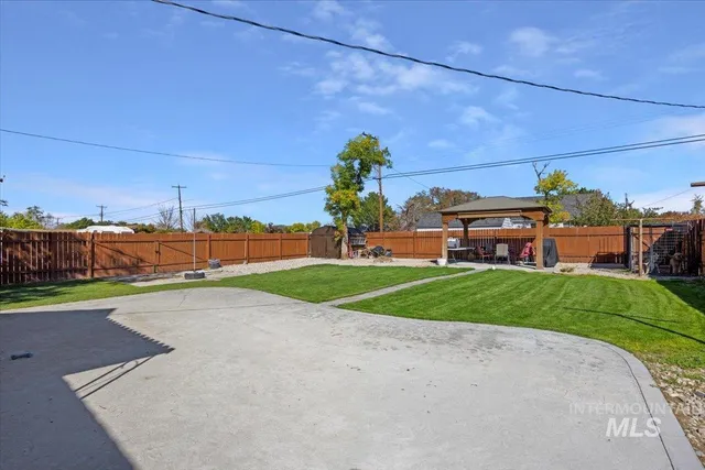 $235,000 | 328 13th Avenue North, Buhl, ID 83316