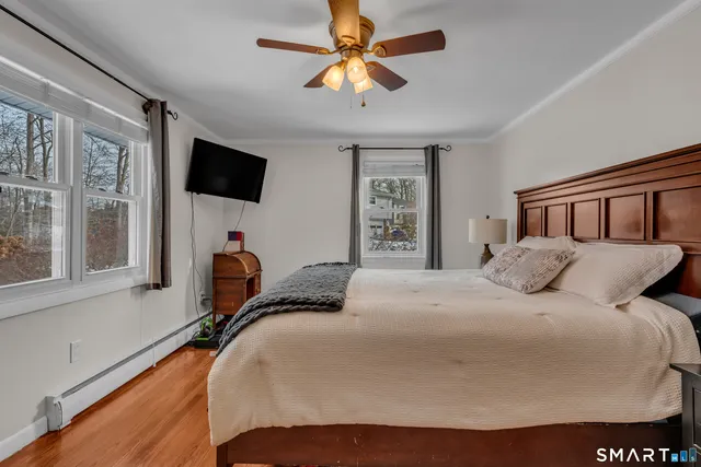 $385,000 | 21 Oakridge Drive, Gales Ferry, CT 06335