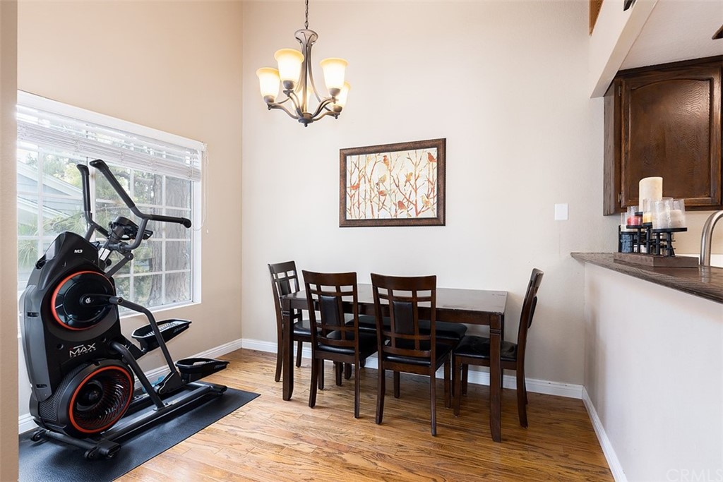 1311 West Capitol Drive, Unit 182 San Pedro, CA 90732 - Photo 10 of 43 Dining Area
