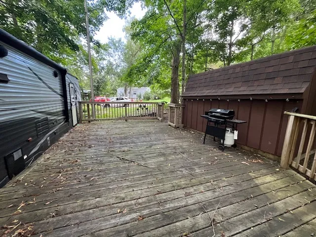 a view of a pathway of a house