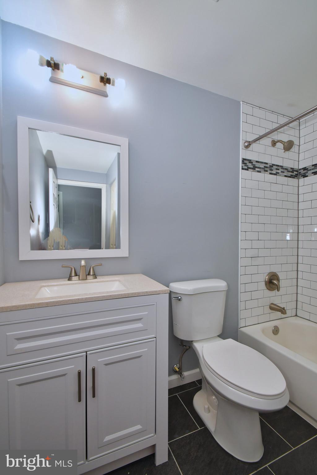 2316 Crossett Road Baltimore, MD 21237 - Photo 4 of 44 Gallery Image 4