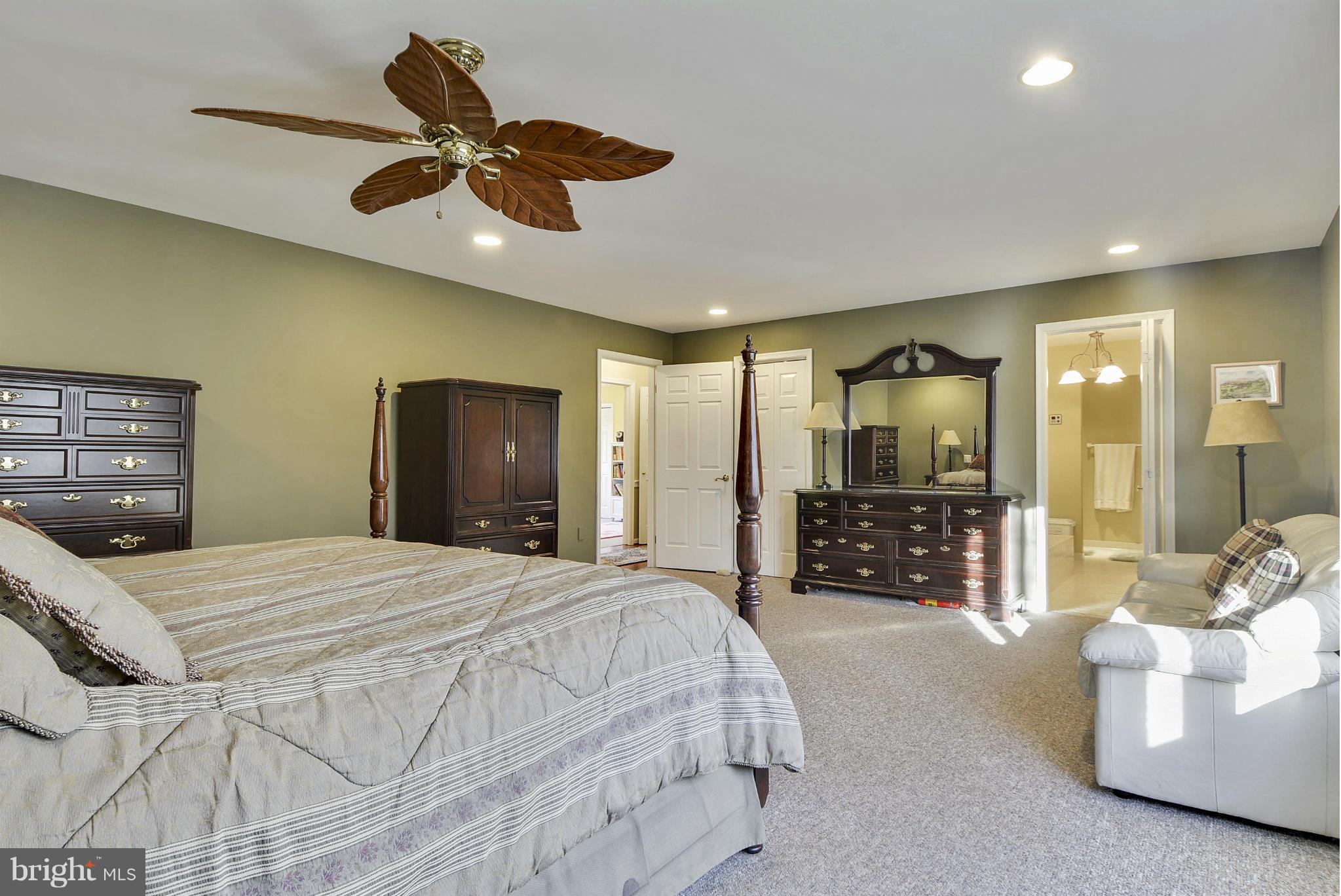 3487 Godspeed Road Davidsonville, MD 21035 - Photo 14 of 30 Large master closet with built ins
