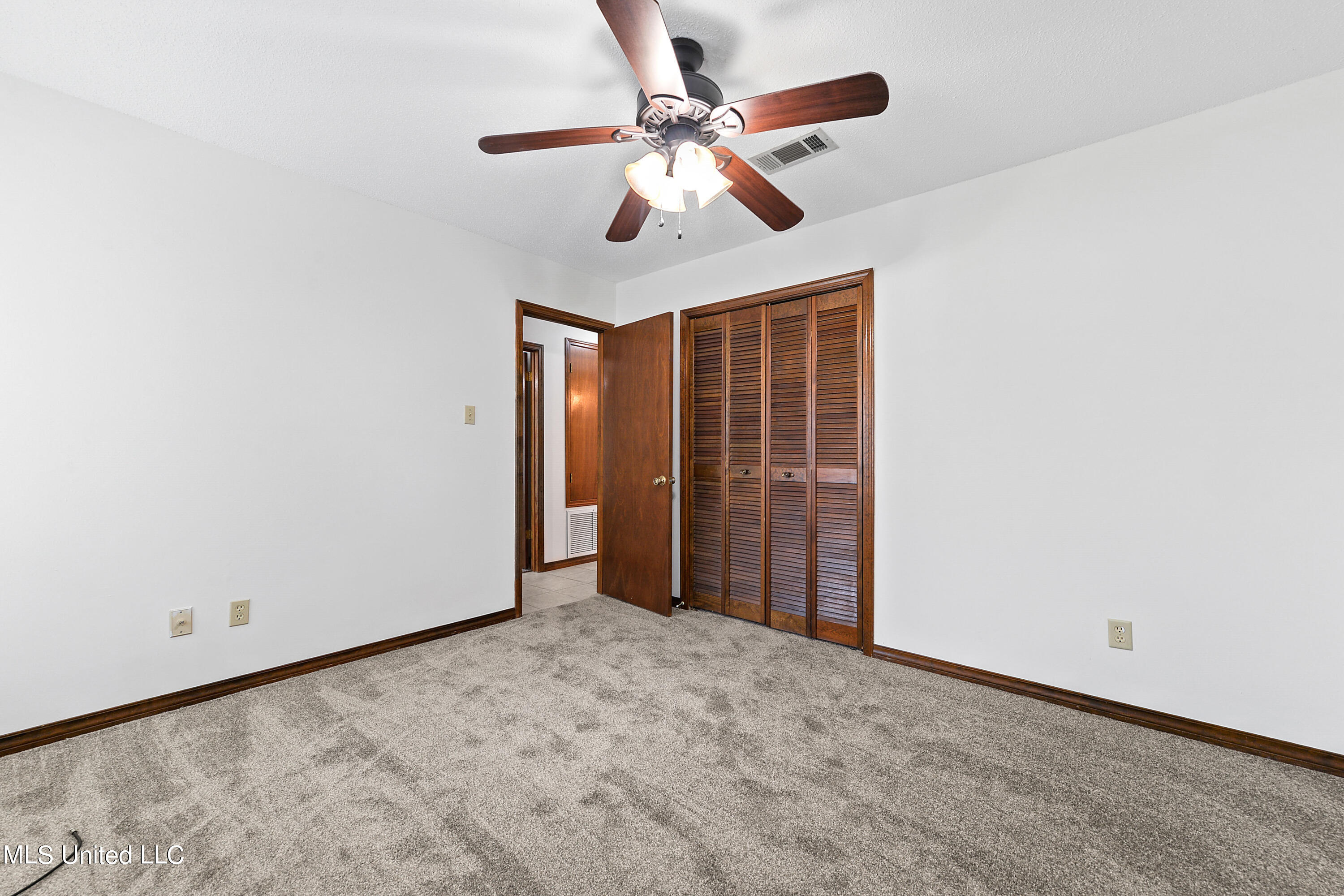 1323 Diller Road Ocean Springs, MS 39564 - Photo 16 of 34 016