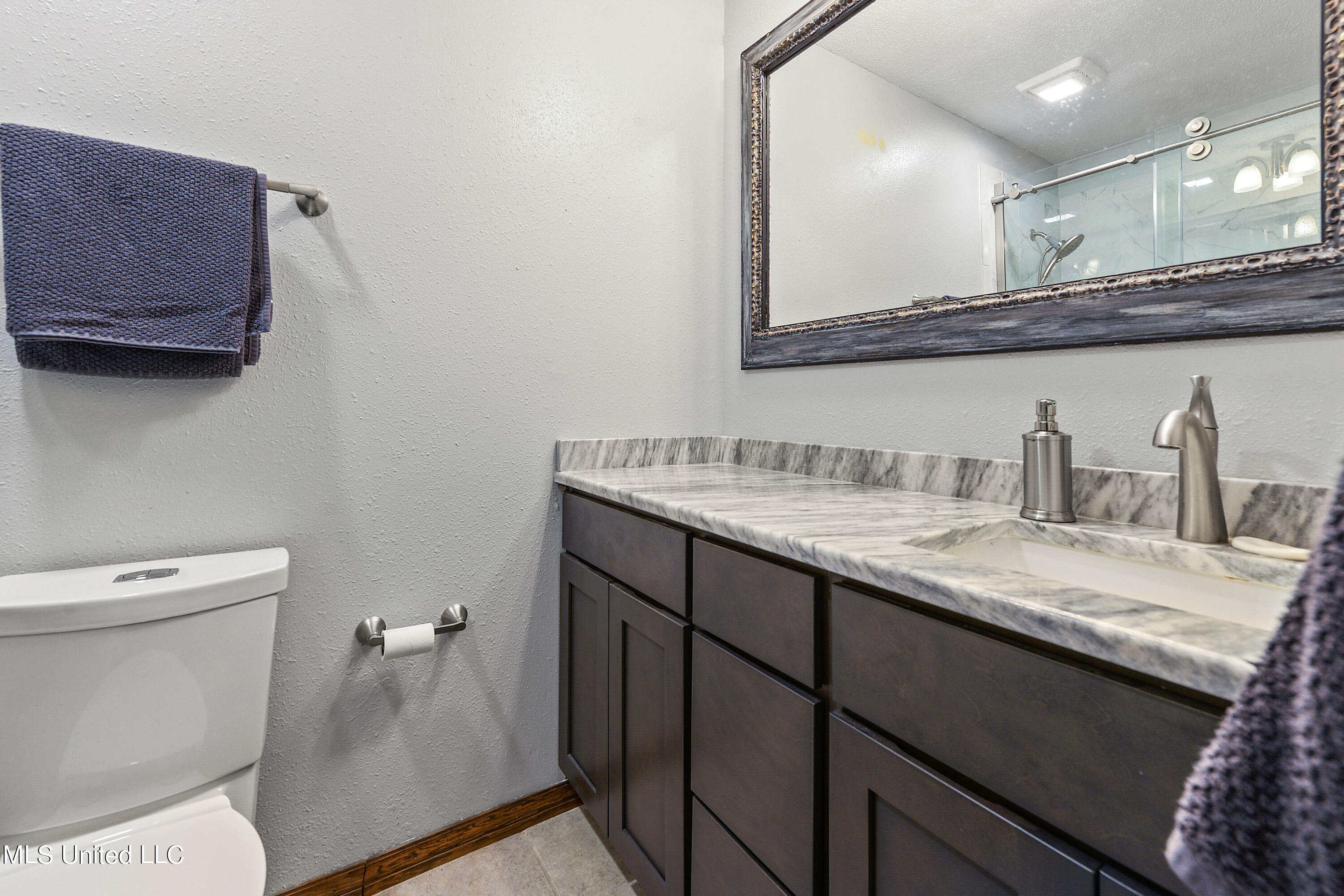 1323 Diller Road Ocean Springs, MS 39564 - Photo 19 of 34 019