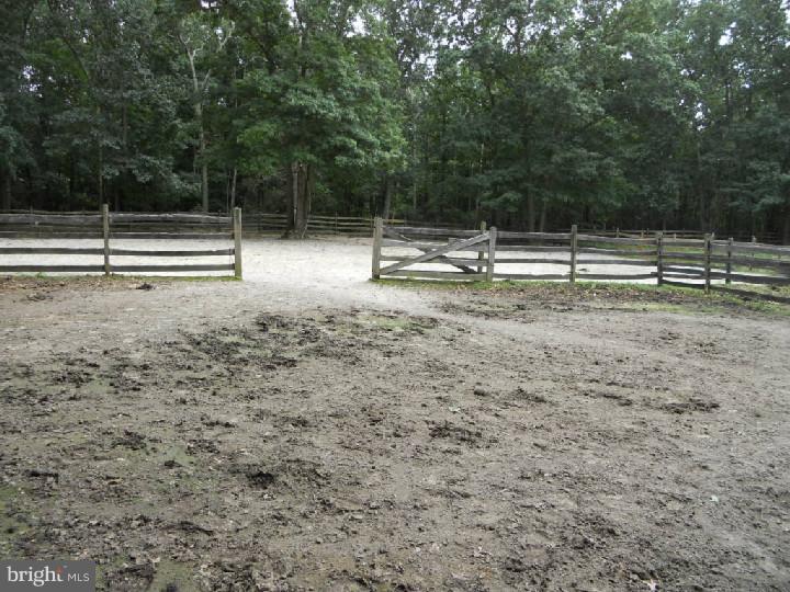 12 Gate Road Tabernacle, NJ 08088 - Photo 18 of 22 View