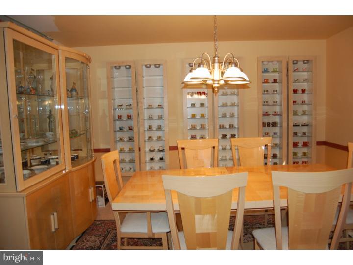 12 Gate Road Tabernacle, NJ 08088 - Photo 6 of 22 Dining Room