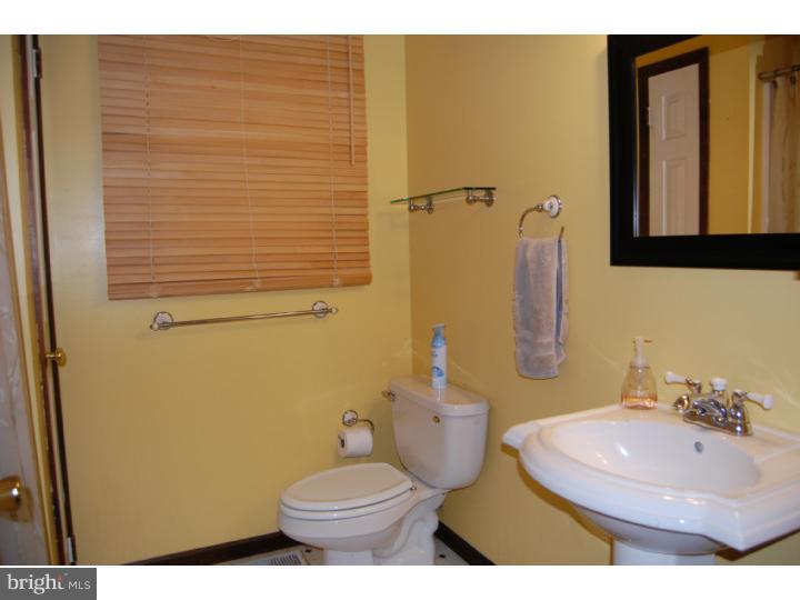 12 Gate Road Tabernacle, NJ 08088 - Photo 10 of 22 Bathroom
