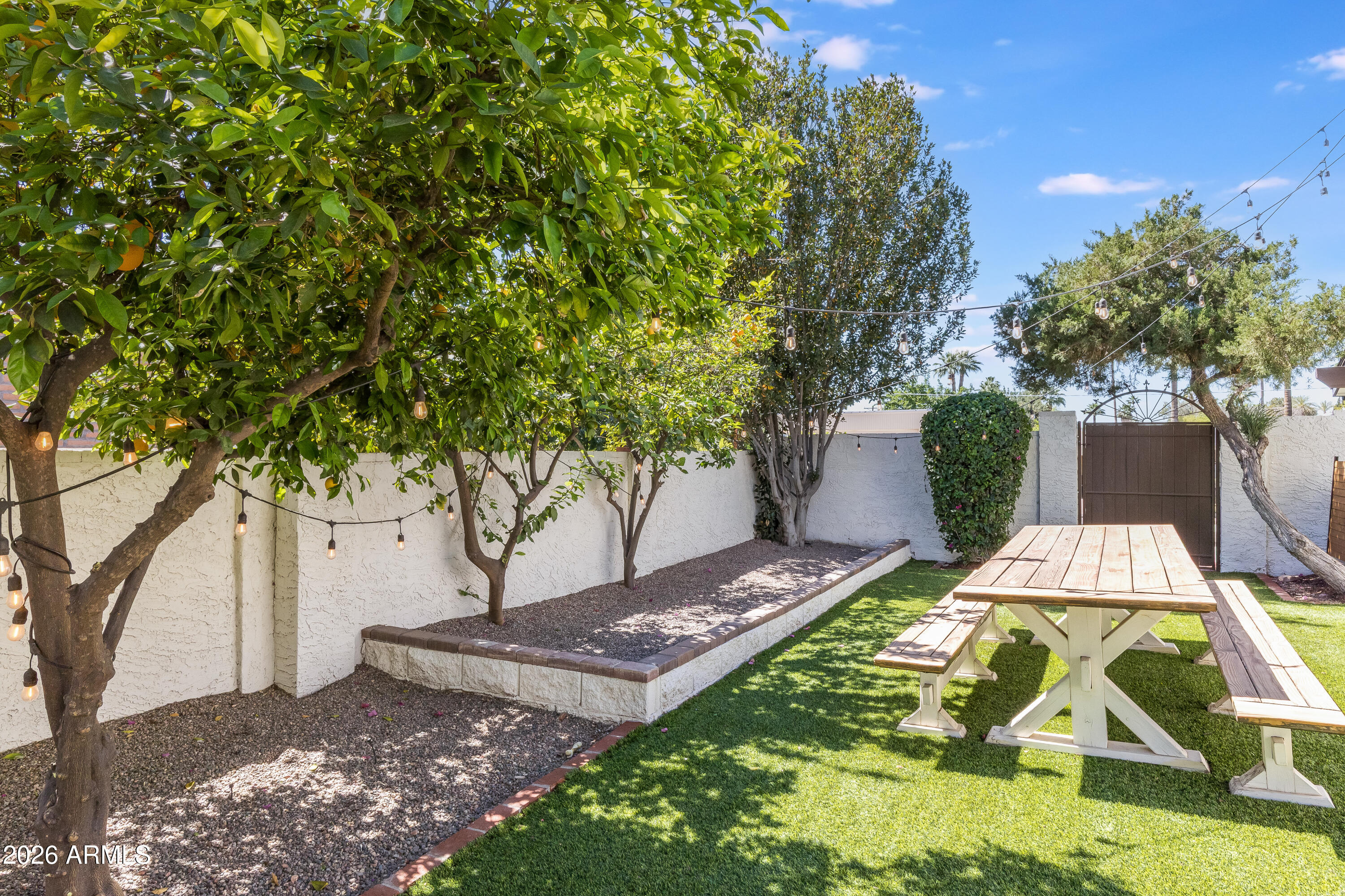4833 North 38th Street Phoenix, AZ 85018 - Photo 54 of 64 4833 N 38th St-61