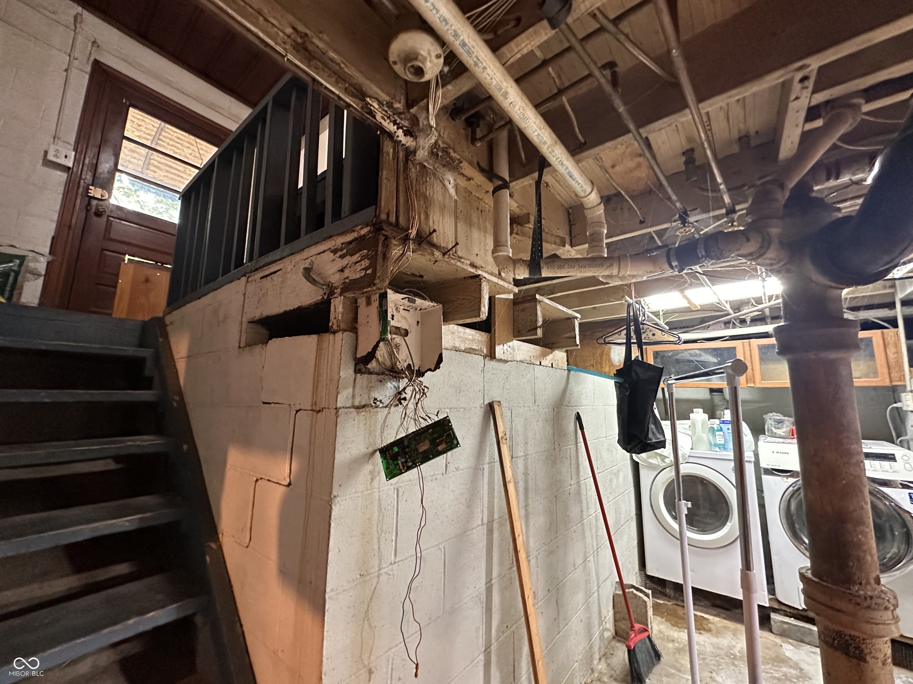 5959 Beechwood Avenue Indianapolis, IN 46219 - Photo 42 of 76