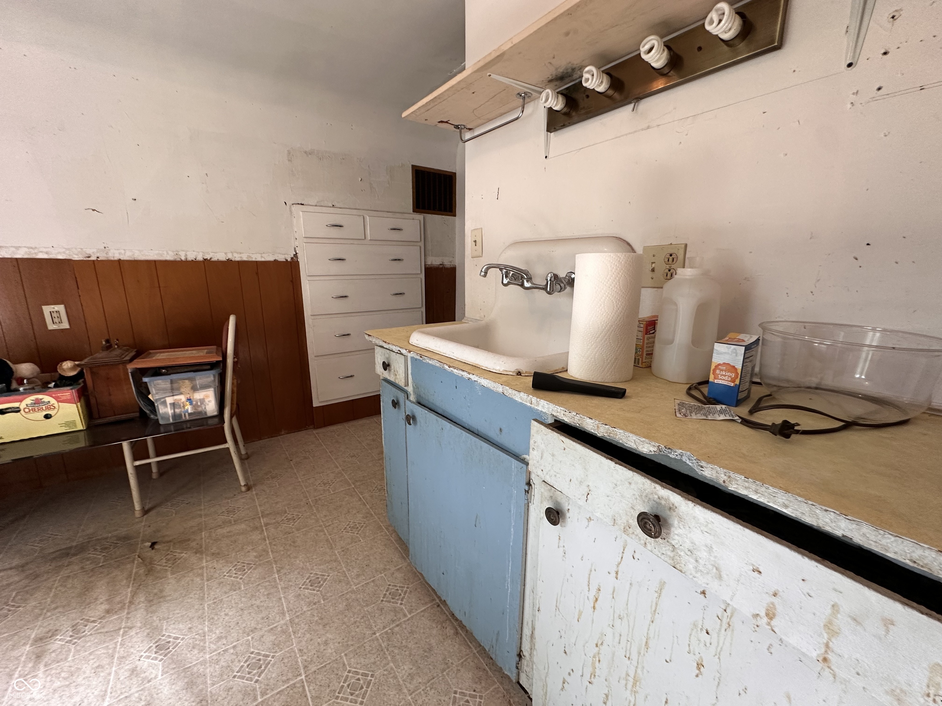 5959 Beechwood Avenue Indianapolis, IN 46219 - Photo 73 of 76