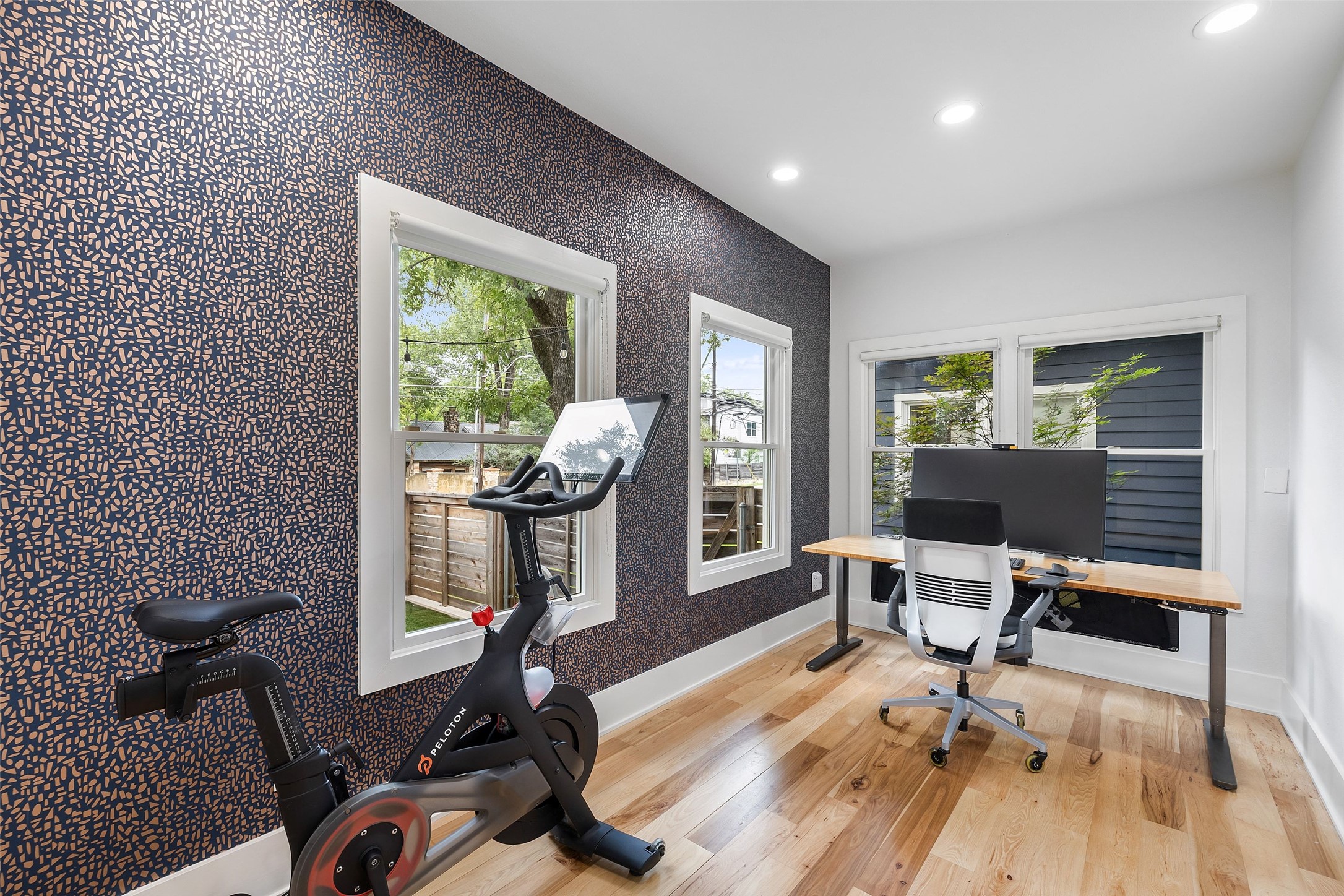 2000 Rundell Place Austin, TX 78704 - Photo 31 of 38 A versatile home office with hardwood flooring offers a productive and active environment.