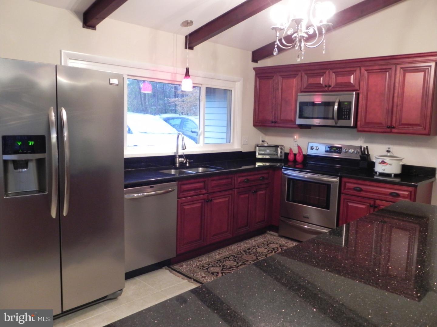 4376 Yates Road Bensalem, PA 19020 - Photo 4 of 25 Kitchen