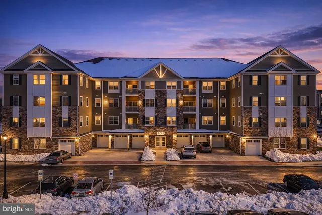 $425,000 | 403 Bold Ruler Court, Unit 208, Havre de Grace, MD 21078