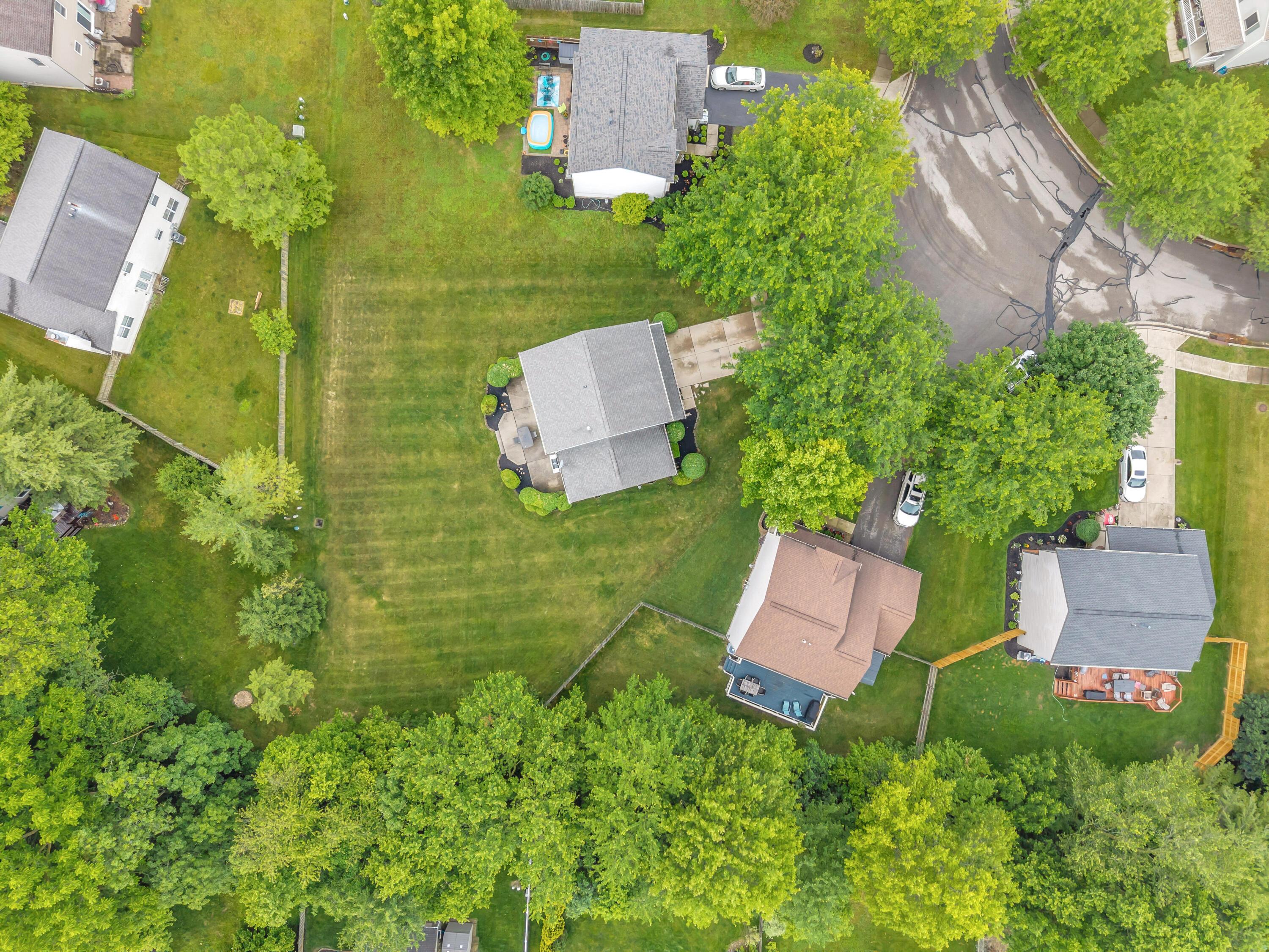 107 Kettering Bend Delaware, OH 43015 - Photo 38 of 38 DJI_20250617113806_0469_D