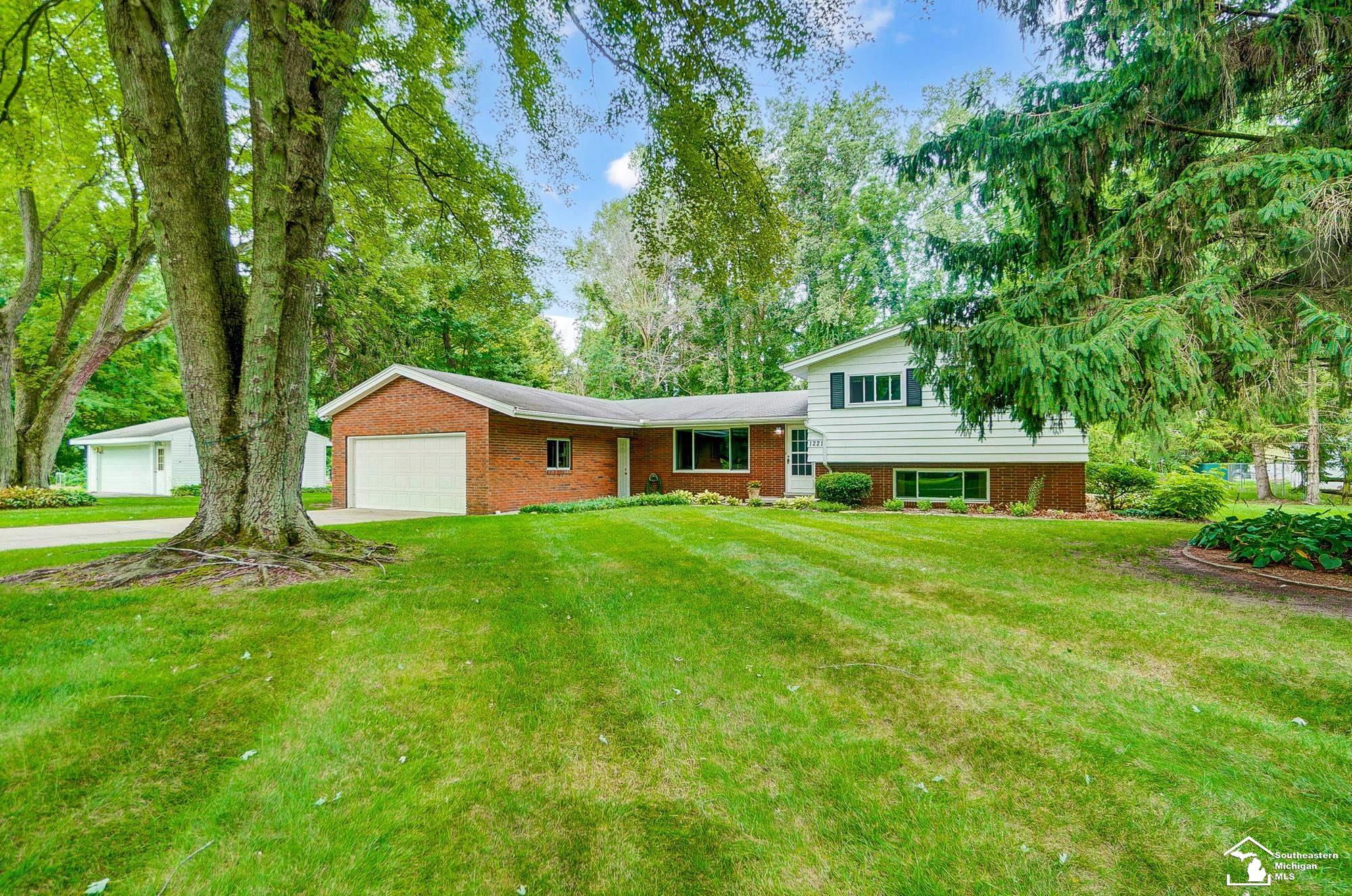 1221 West Dean Road Temperance, MI 48182 - Photo 2 of 53