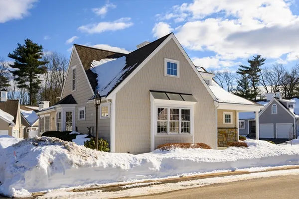 $1,185,000 | 6 Tee Time Lane, Weymouth, MA 02190