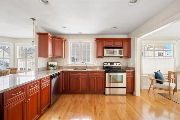 $1,185,000 | 6 Tee Time Lane, Weymouth, MA 02190