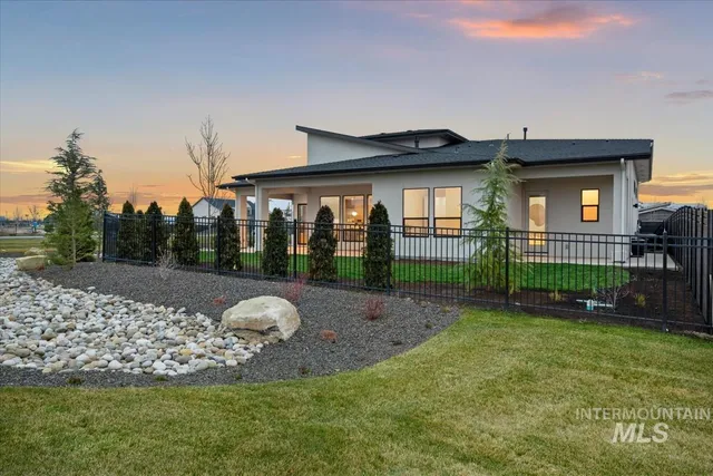 $1,119,900 | 2407 North Buhrstone Avenue, Eagle, ID 83616