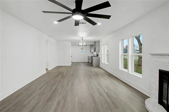 $325,000 | 902 Post Oak Street, Hearne, TX 77859