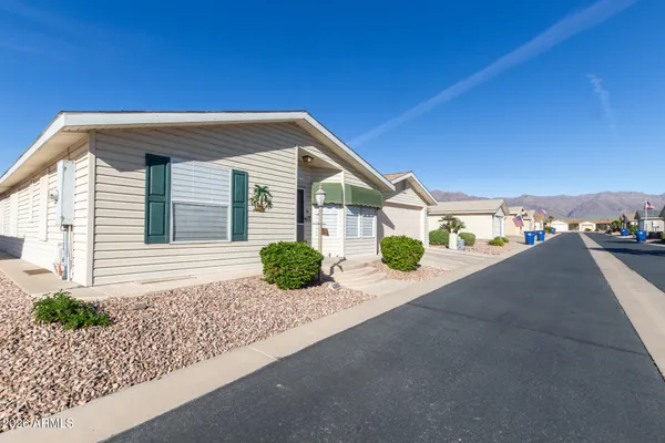 $210,000 | 3301 South Goldfield Road, Unit 4086, Apache Junction, AZ 85119
