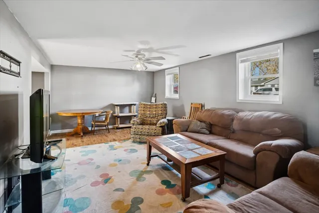 $350,000 | 421 East Altgeld Avenue, Glendale Heights, IL 60139