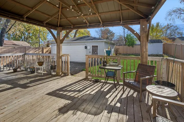 $350,000 | 421 East Altgeld Avenue, Glendale Heights, IL 60139