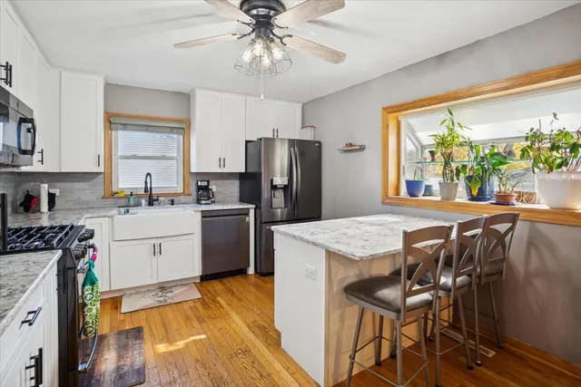 $350,000 | 421 East Altgeld Avenue, Glendale Heights, IL 60139