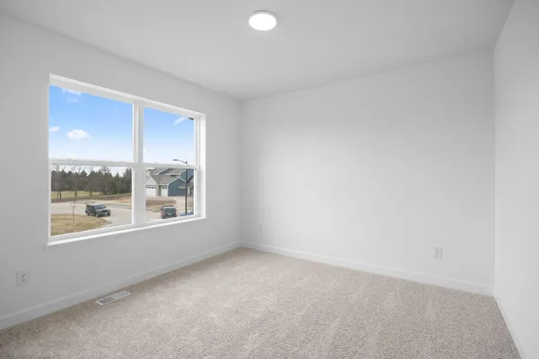 $474,750 | 137 Ridgeview Lane, Elko New Market, MN 55054