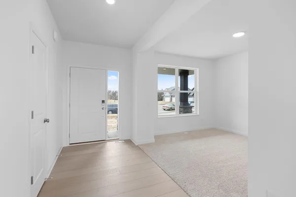 $474,750 | 137 Ridgeview Lane, Elko New Market, MN 55054