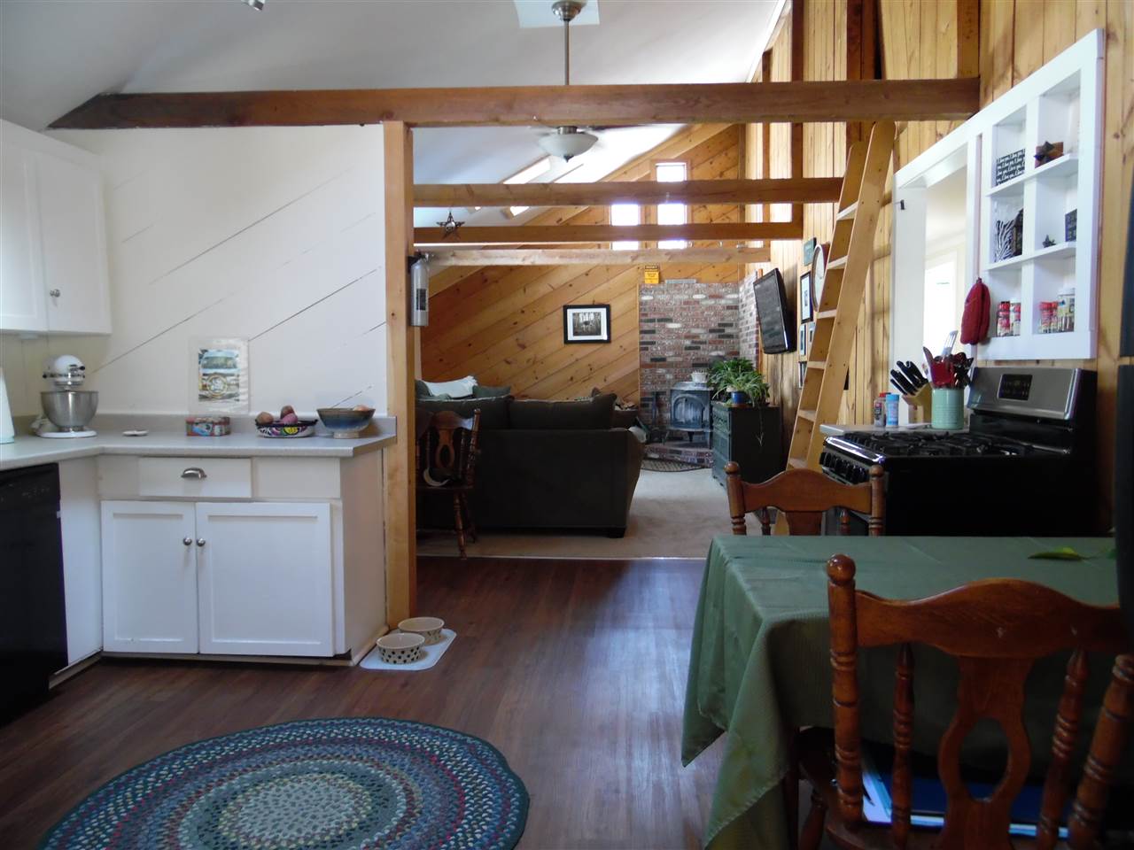 168 Taylor Hill Road Danbury, NH 03230 - Photo 5 of 40