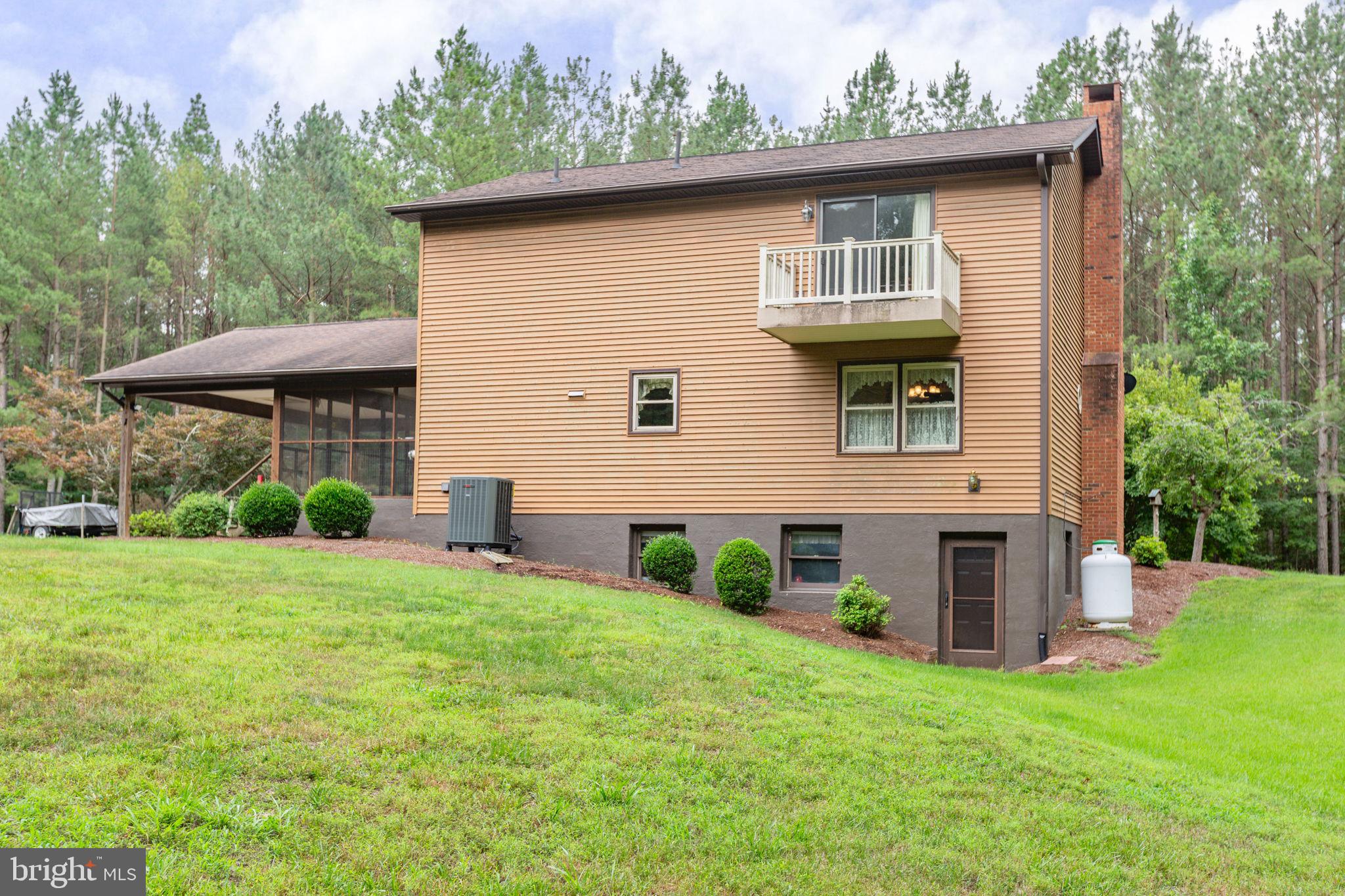 11051 Alden Road King George, VA 22485 - Photo 15 of 82