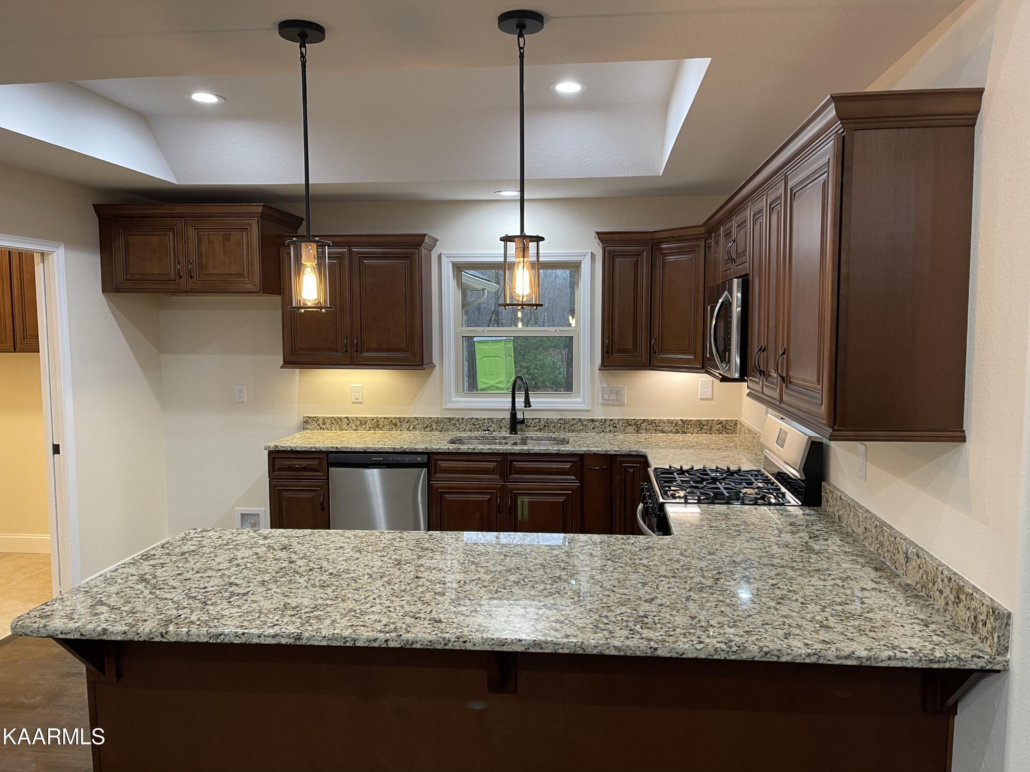 1728 Huckleberry Road Monterey, TN 38574 - Photo 12 of 23 Gallery Image 12