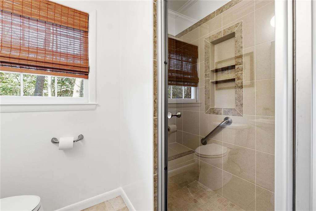 3642 Castaway Court Atlanta, GA 30341 - Photo 20 of 44