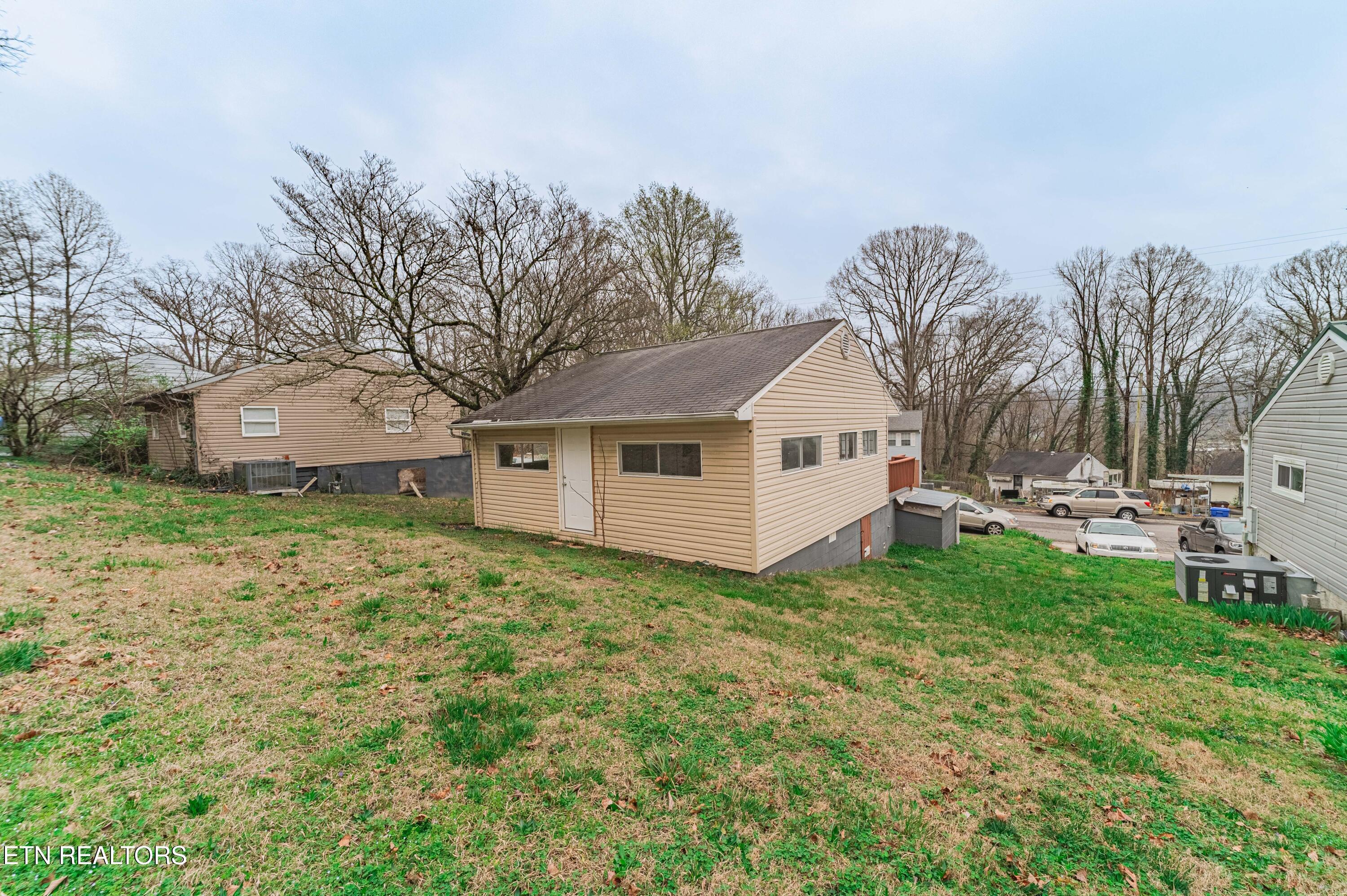 153 Johnson Road Oak Ridge, TN 37830 - Photo 25 of 27 Backyard