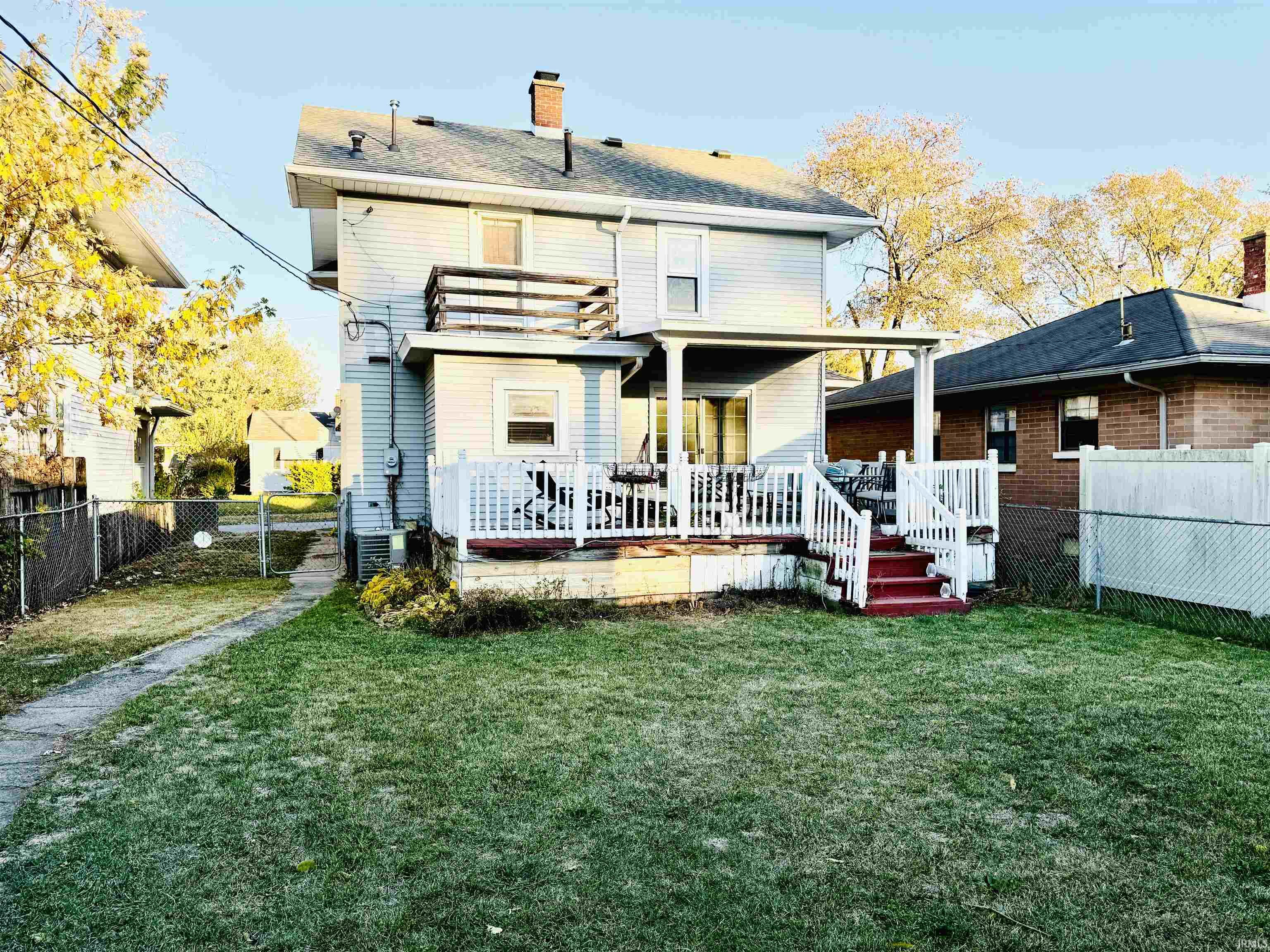 4018 Webster Street Fort Wayne, IN 46807 - Photo 2 of 17