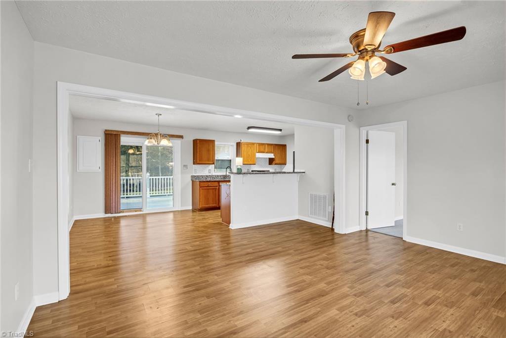 460 Boone Road Burlington, NC 27217 - Photo 7 of 32 Gallery Image 7