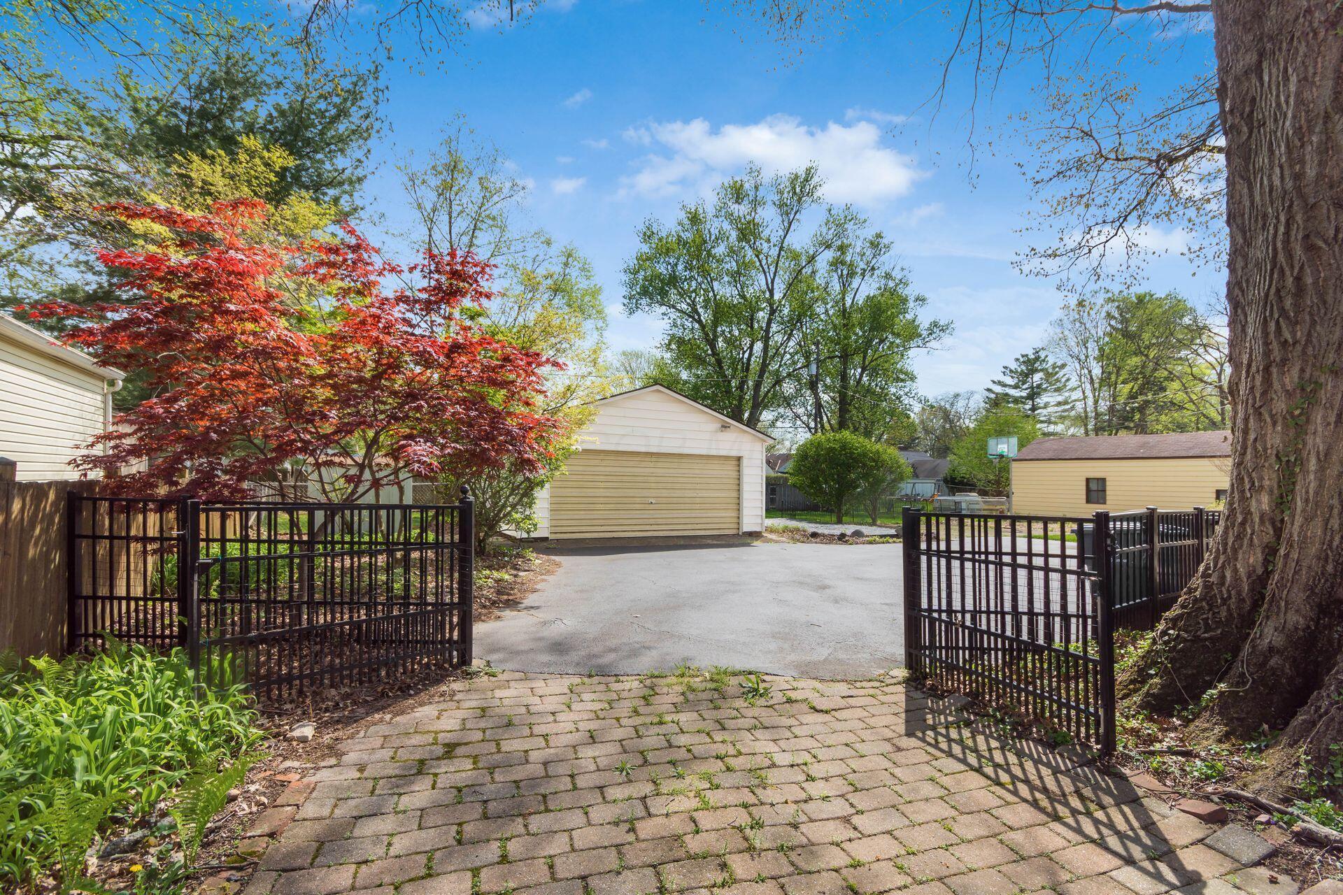 343 Wetmore Road Columbus, OH 43214 - Photo 34 of 45 040_ Rd Columbus OH 43214 USA
