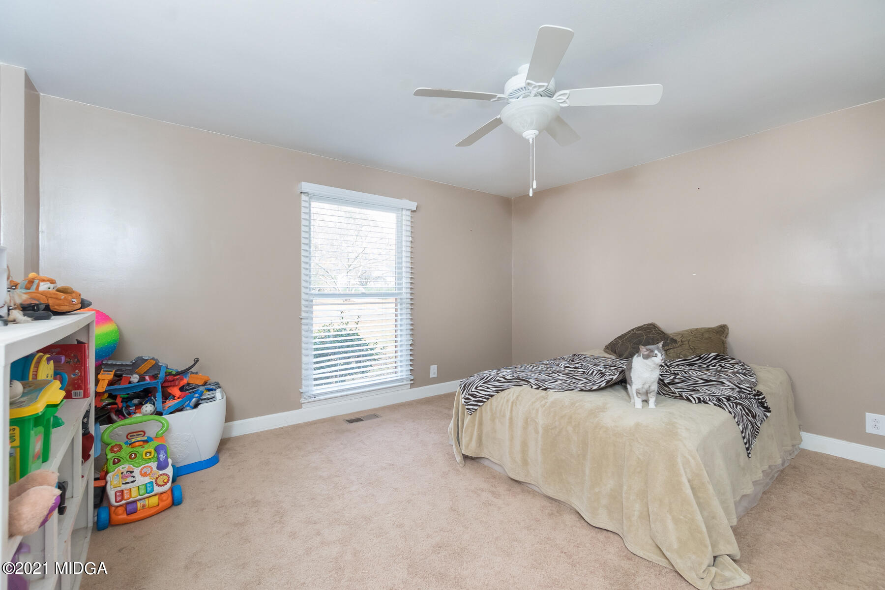 4766 Oxford Road Macon, GA 31210 - Photo 8 of 31 DSC04615
