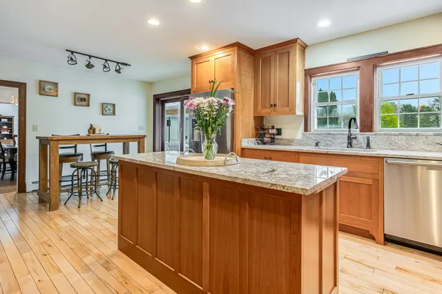 $1,995,000 | 626 Highway 1, Scarborough, ME 04074