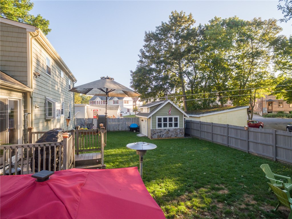 257 Orchard Street Woonsocket, RI 02895 - Photo 6 of 12