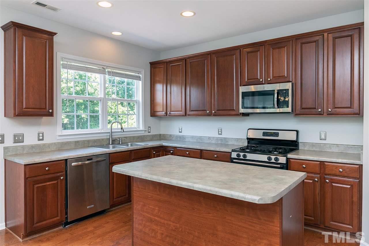 7740 Silver View Lane Raleigh, NC 27613 - Photo 11 of 30