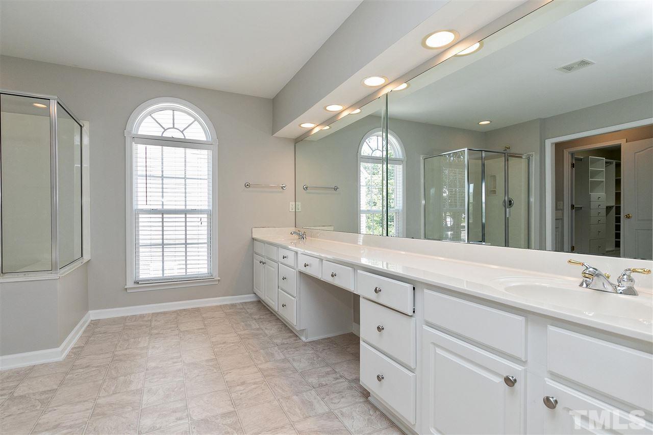 7740 Silver View Lane Raleigh, NC 27613 - Photo 14 of 30