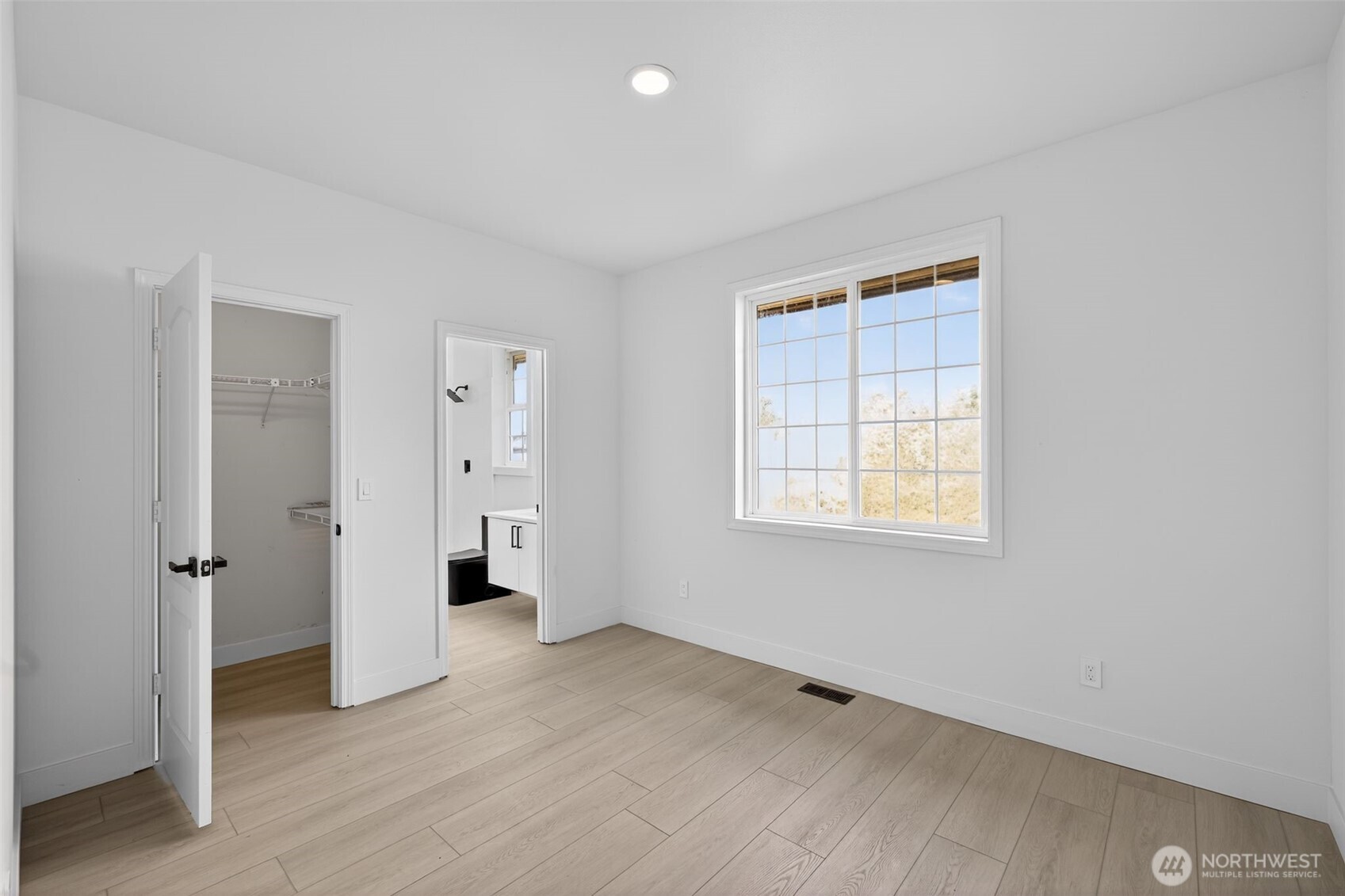 31728 Southeast Issaquah-Fall City Road Fall City, WA 98024 - Photo 23 of 38