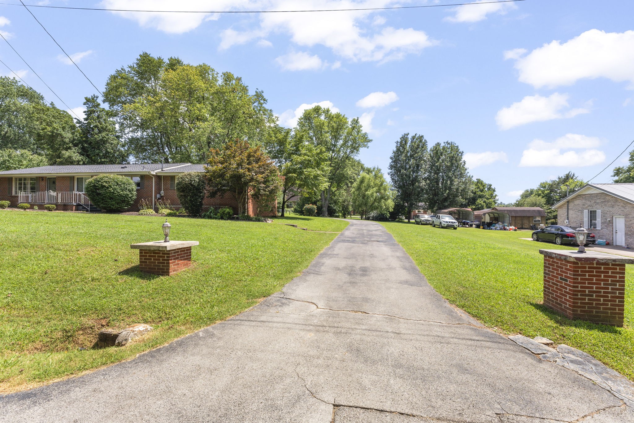 307 Mary Sharp Drive Decherd, TN 37324 - Photo 4 of 27 a garden view with a seating space