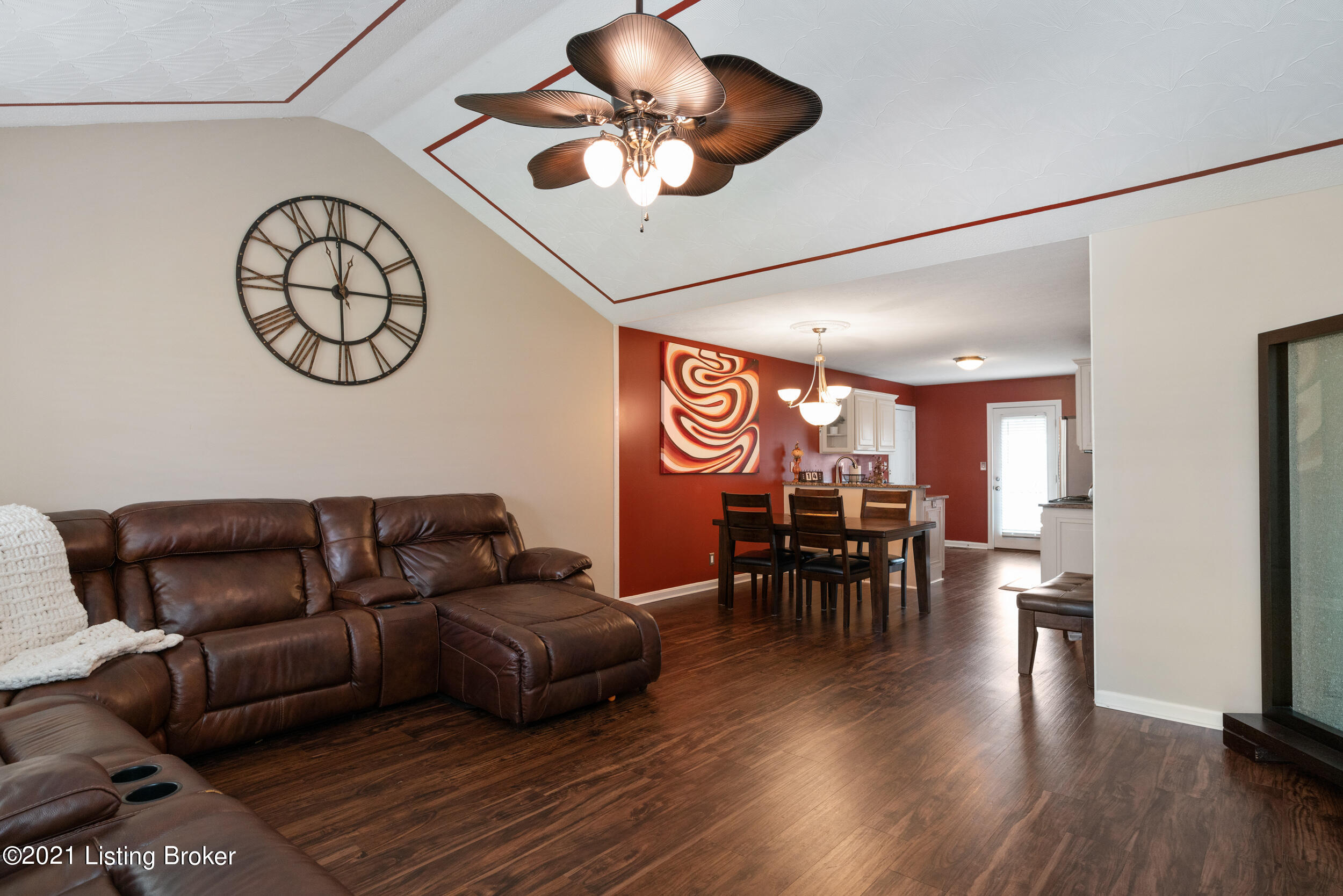 198 Fern Way Mount Washington, KY 40047 - Photo 4 of 38 198 Fern Way -15