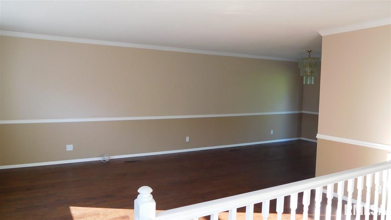 1028 Bluff Heights Road Clinton, IA 52732 - Photo 3 of 24 Gallery Image 3